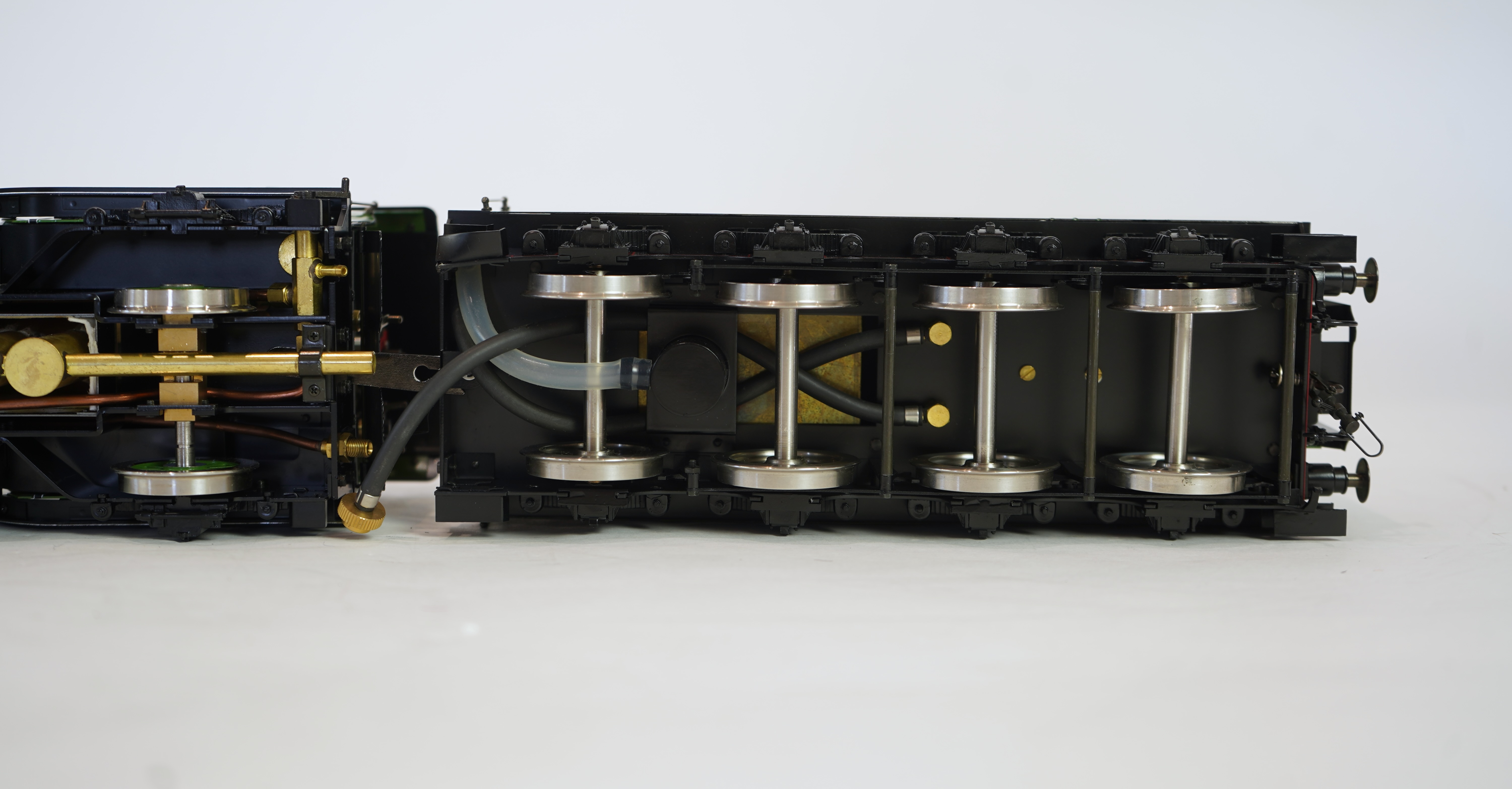 A Gauge One Aster Hobbies live steam LNER Class A3, 4-6-2 tender locomotive, Flying Scotsman 4472, the factory ‘Built Up’ version, spirit fired working three cylinder motion, with assembly instructions, operating instruc